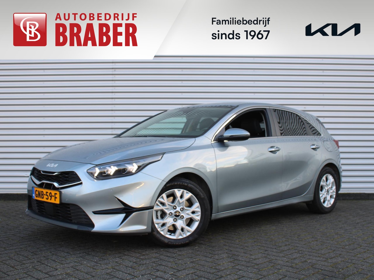 Kia Cee'd - Ceed 1.0 T-GDi DynamicPlusLine | Stuur-/stoelverwarming | Camera | Draadloos laden | LED | - AutoWereld.nl