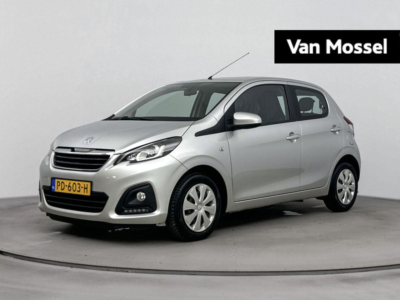 Peugeot 108 - 1.0 e-VTi Blue Lion | Airco | Bluetooth Telefoonvoorbereiding | Multifunctioneel Stuurwiel - AutoWereld.nl