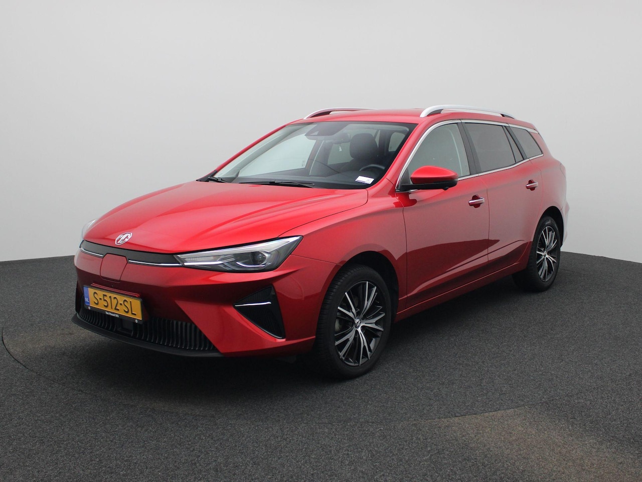 MG MG5 - Long Range Luxury 61 kWh | Leder | Navi | 360 Camera | Apple CarPlay | Adaptive Cruise Con - AutoWereld.nl