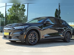 Ford Mustang Mach-E - EXTENDED RWD 98 kWh SOH 93.5% | PANO | CARPLAY | CAMERA | WINTERPACK | LEDER | DODEHOEK |