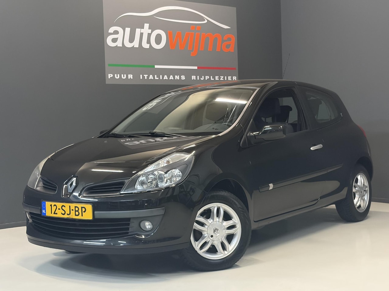 Renault Clio - 1.2-16V Expression Airco, Lichtmetalen velgen NW. APK - AutoWereld.nl
