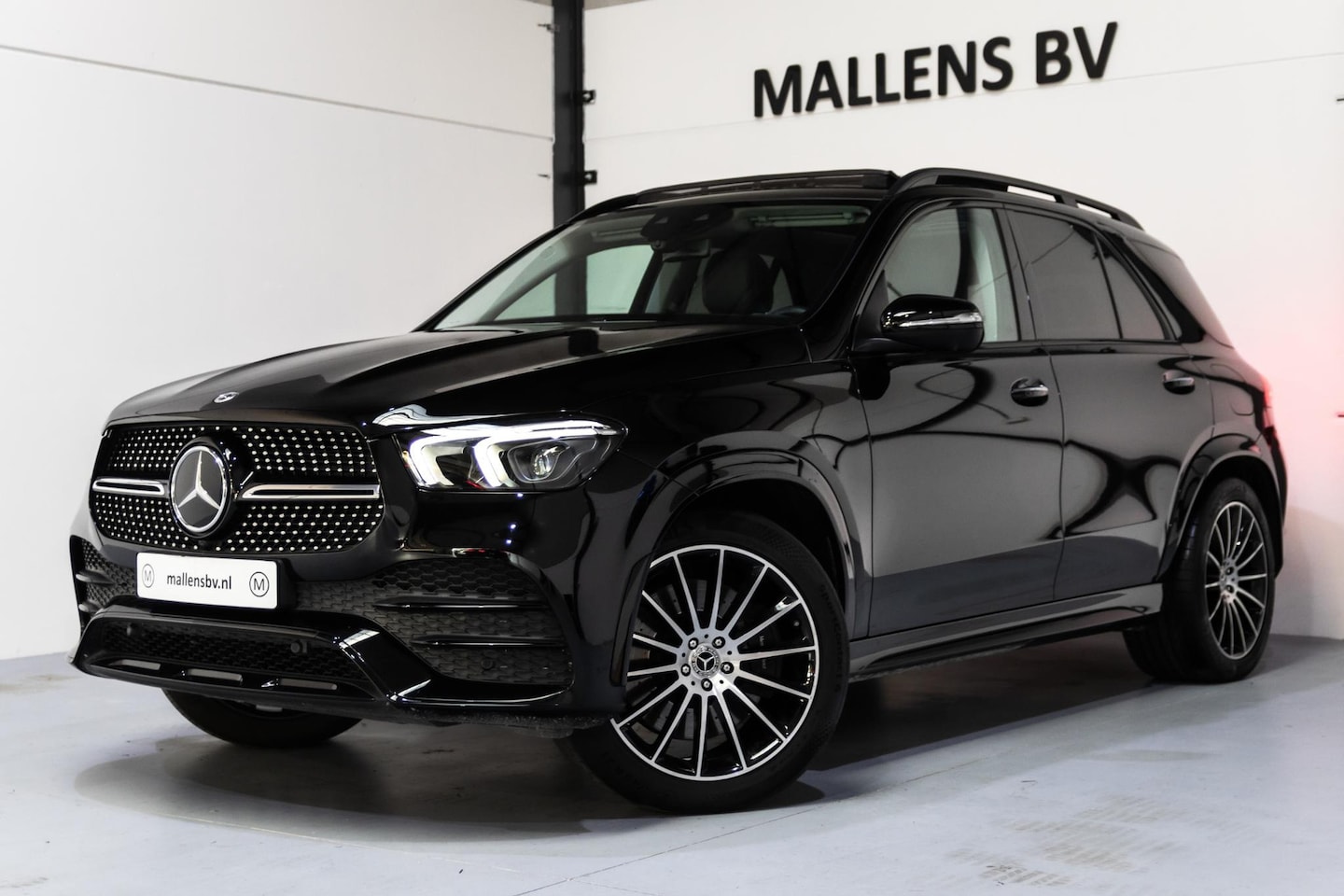 Mercedes-Benz GLE-Klasse - 350 e 4MATIC Premium HUD/PANO/AMG/BURMESTER/SOFTCLOSE/MEMORY/TREKHAAK/360 - AutoWereld.nl