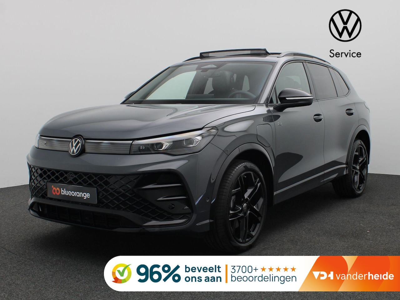 Volkswagen Tiguan - 1.5 eHybrid R-Line Edition 272PK DSG Panoramadak, Trekhaak, 20" LM Velgen, Black Style, Le - AutoWereld.nl