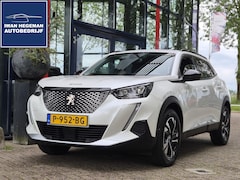 Peugeot 2008 - 1.2 PureTech 130PK Allure | Afn. Trekhaak | Navigatie | Climate Control | Parkeersensoren