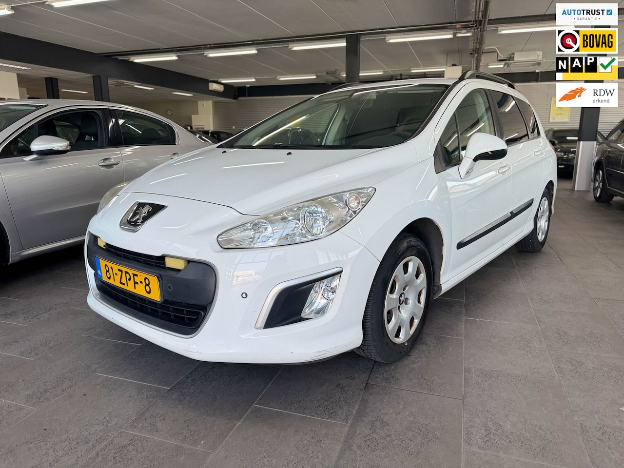 Peugeot 308 SW - 1.4 VTi Access navigatie clima cruise controle elektrische pakket 141dzkm nap - AutoWereld.nl