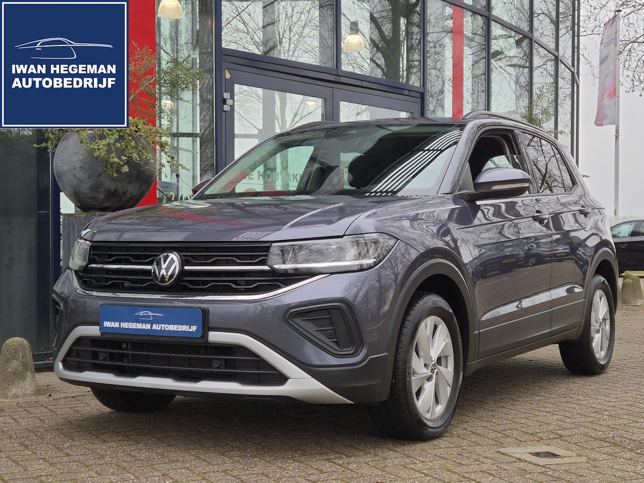 Volkswagen T-Cross - 1.0 TSI AUTOMAAT | Navigatie | Climate Control | | Stoelverwarming | Licht metalen velgen - AutoWereld.nl