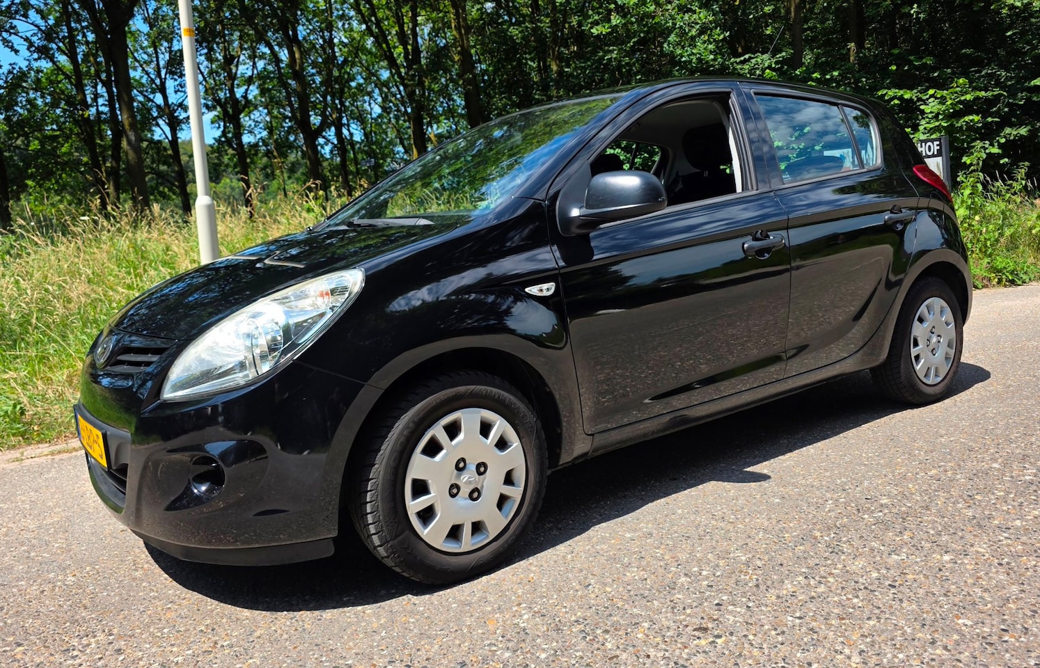 Hyundai i20 - 1.2i Active - NL Auto - APK T/M 23-06-2027 - - AutoWereld.nl