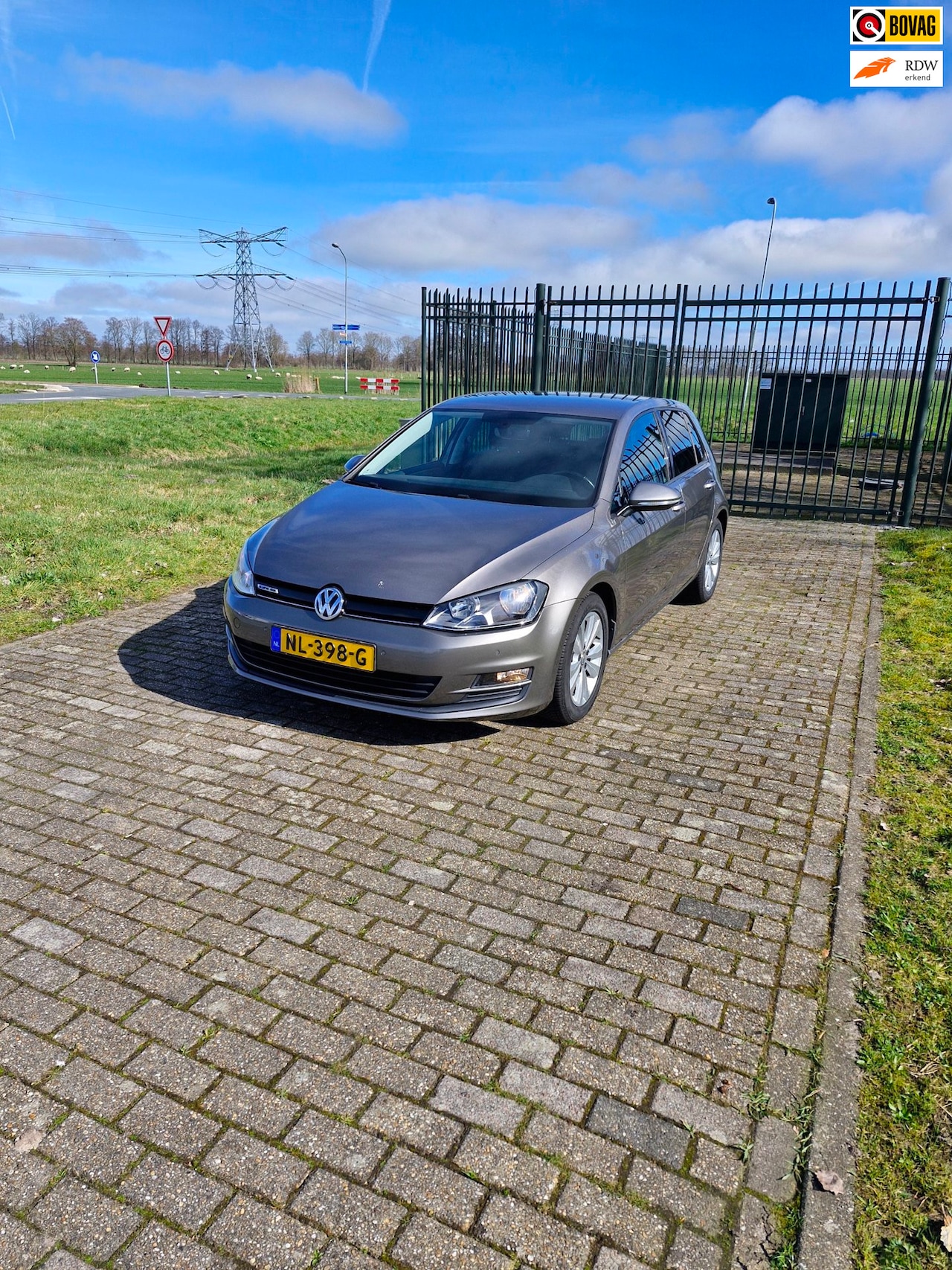 Volkswagen Golf - 1.0 TSI Connected Series 1.0 TSI Connected Series - AutoWereld.nl