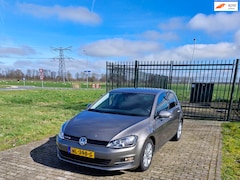 Volkswagen Golf - 1.0 TSI Connected Series