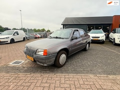 Opel Kadett - 1.8S LS