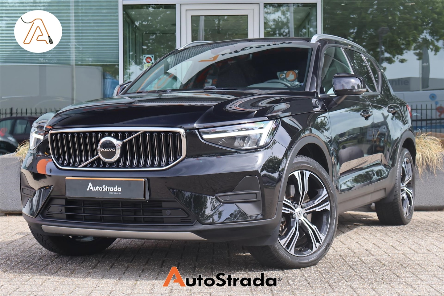 Volvo XC40 - T4 Inscription Expression | Navigatie | Cruise | Climate | LED | Virtual | Carplay | Camer - AutoWereld.nl