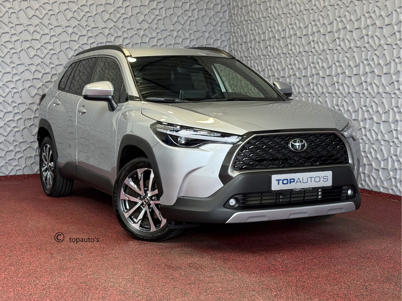 Toyota Corolla Cross - HYBRID 140 STYLE ELEK.KLEP LED KEYLESS CARPLAY NAVI CAMERA STOEL/STUUR VERW.ADAP CRUISE PD - AutoWereld.nl