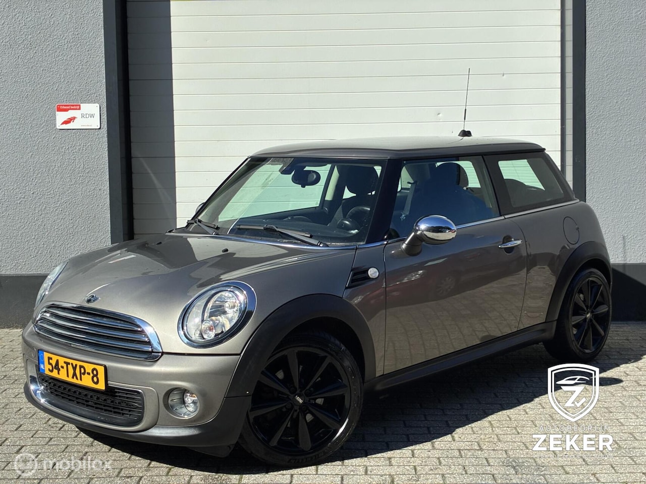 MINI 3-Deurs - 1.6 One Business Line /airco/navigatie/nap/ - AutoWereld.nl