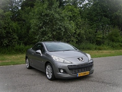 Peugeot 207 CC - 1.6 VTi Roland Garros . AUTOMAAT . Cruiscontrol . Airco . Navi . enz