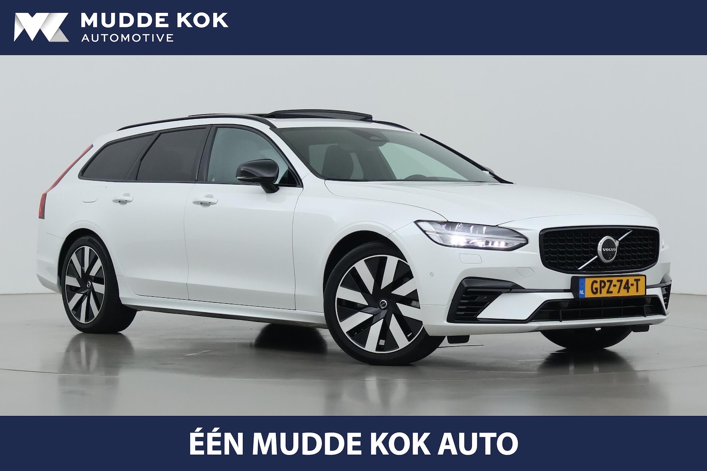Volvo V90 - T6 Plug-in hybrid Ultimate Dark | Panoramadak | 360° Camera | Head-Up | ACC | harman/kardo - AutoWereld.nl