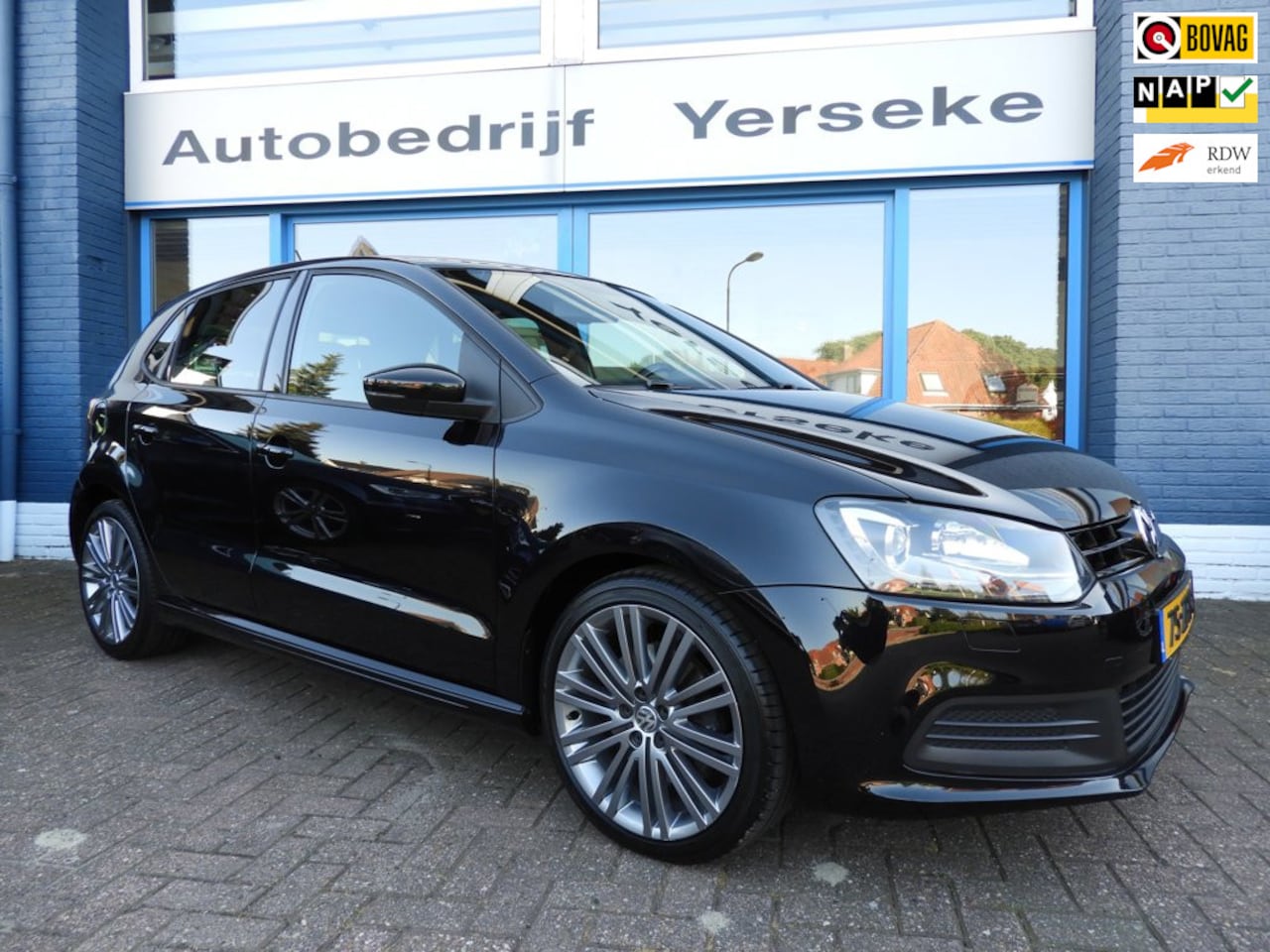 Volkswagen Polo - 1.4 TSI BlueGT R-Line NAP - AutoWereld.nl