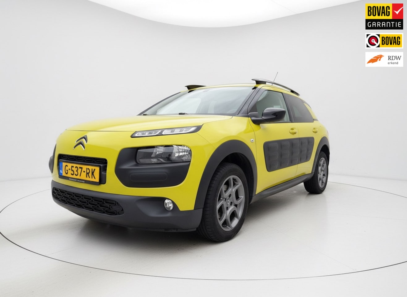 Citroën C4 Cactus - 1.2 PureTech Shine|Camera|Nieuwe Distributieriem ! - AutoWereld.nl