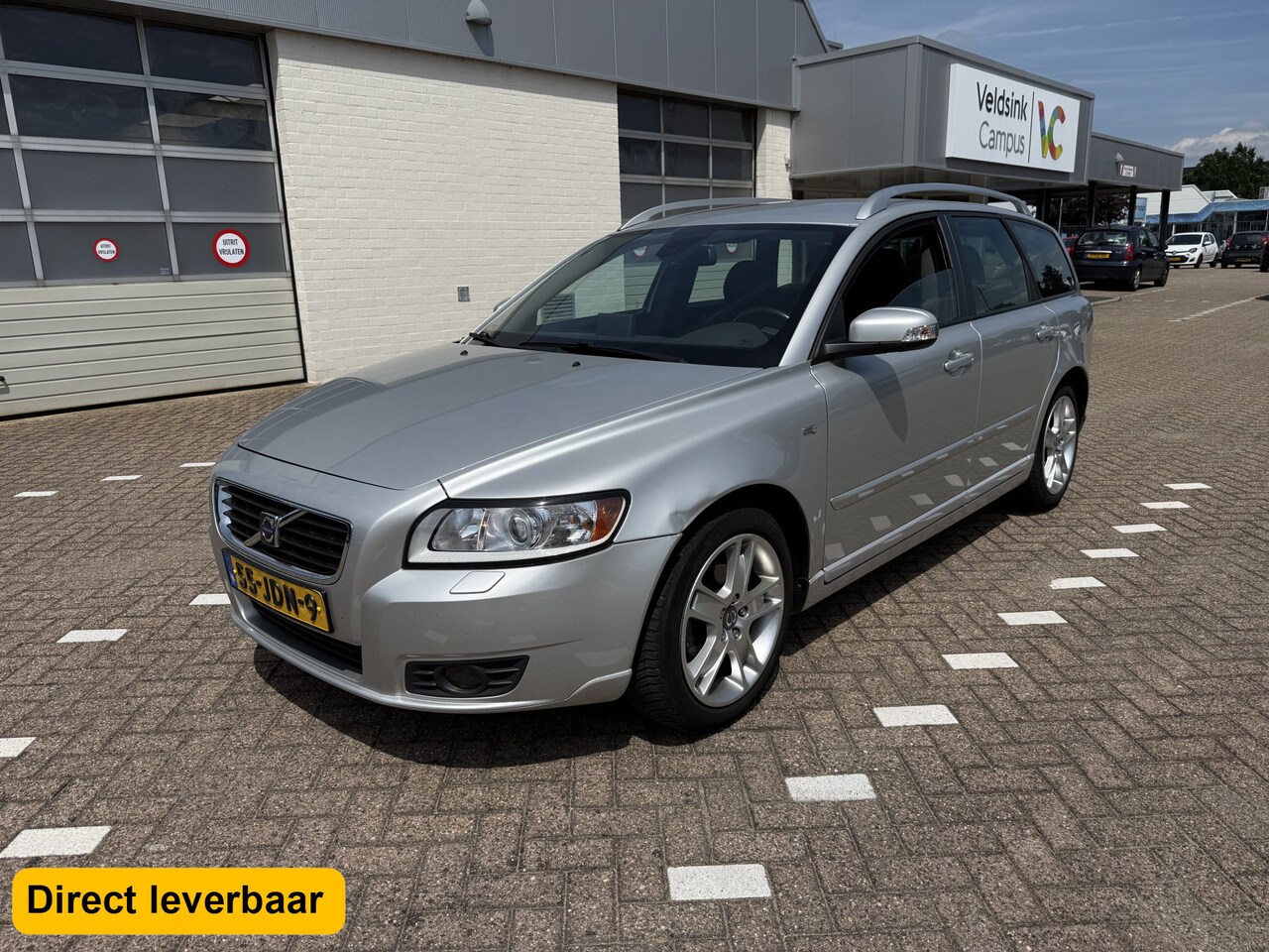 Volvo V50 - 1.6D Sport Edition II Navigatie Leder Airco Export - AutoWereld.nl