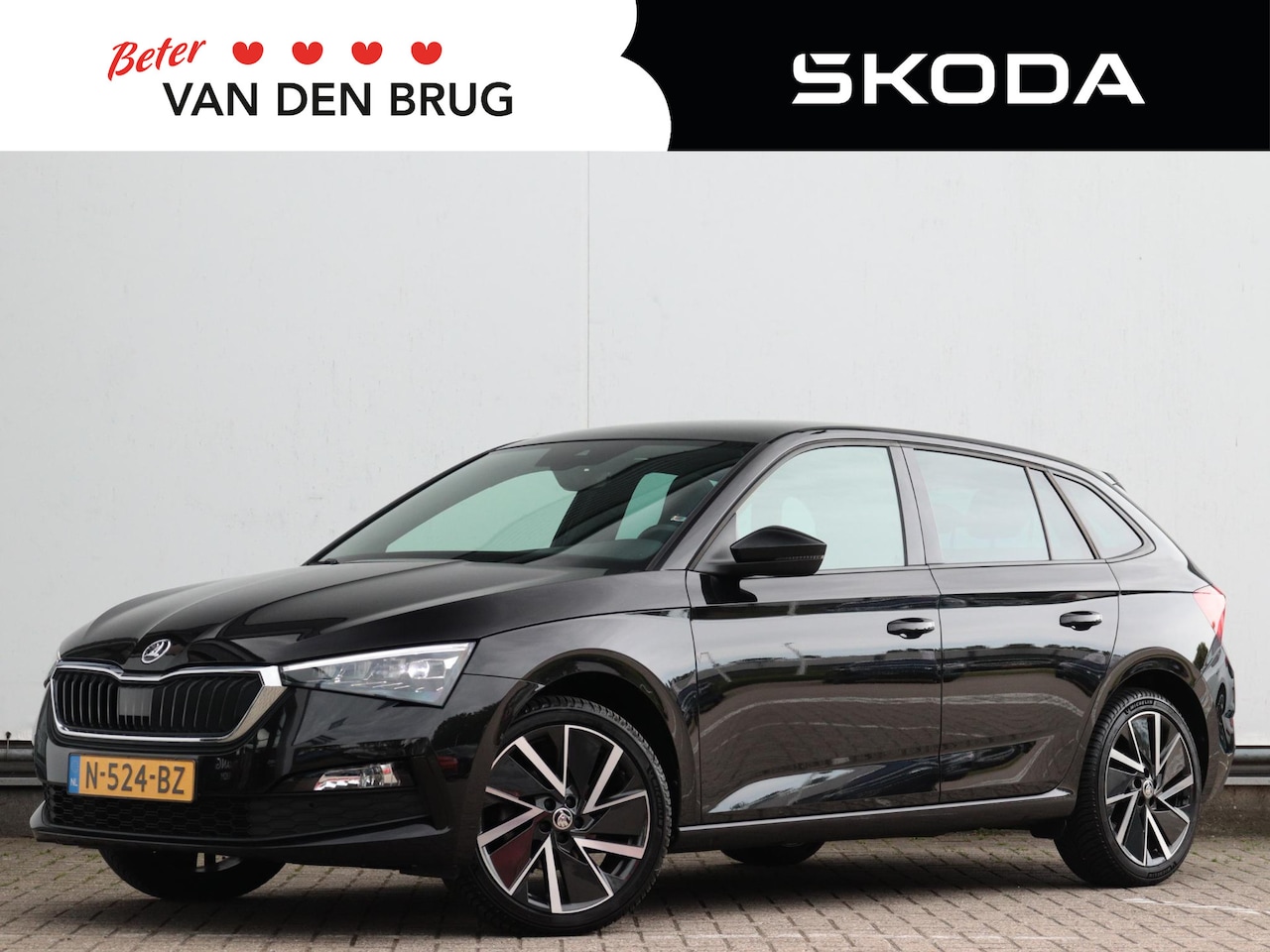 Skoda Scala - 1.5 TSI Sport Business | Adaptieve cruise control | Panoramisch glazen dak | Parkeersensor - AutoWereld.nl