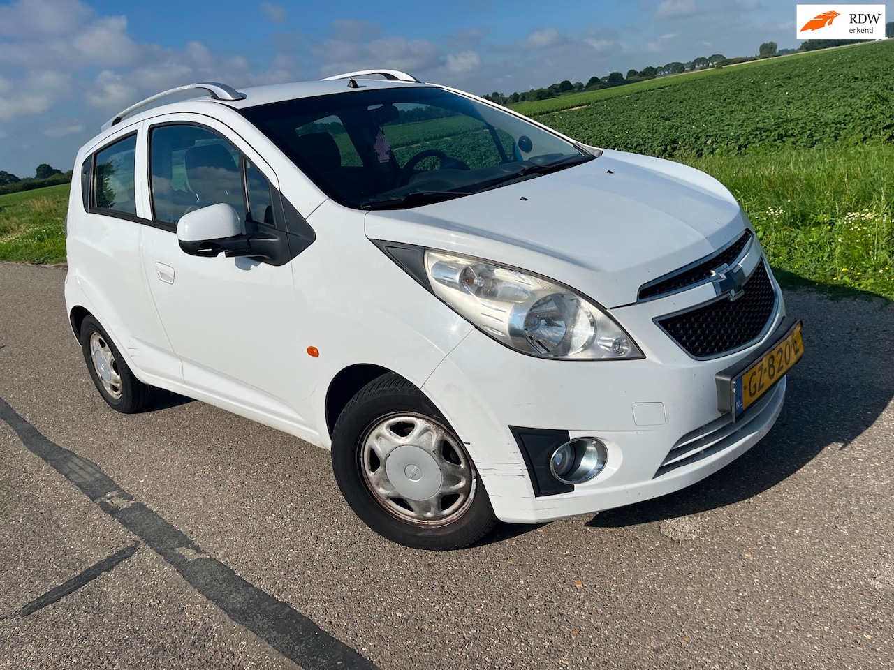 Chevrolet Spark - 1.2 16V LT / nwe apk! - AutoWereld.nl