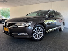 Volkswagen Passat Variant - 1.6 TDI Comfortline | LED | Climate | PDC | Trekhaak |