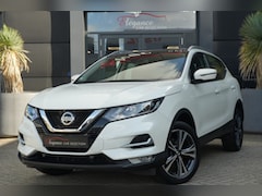 Nissan Qashqai - 1.3 DIG-T Design Edition 141pk Panoramadak/Navigatie/360Camera