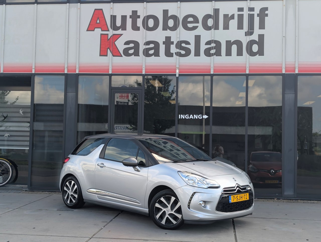 Citroën DS3 - 1.2 VTi Chic - Cruise - Trekhaak - Clima - AutoWereld.nl