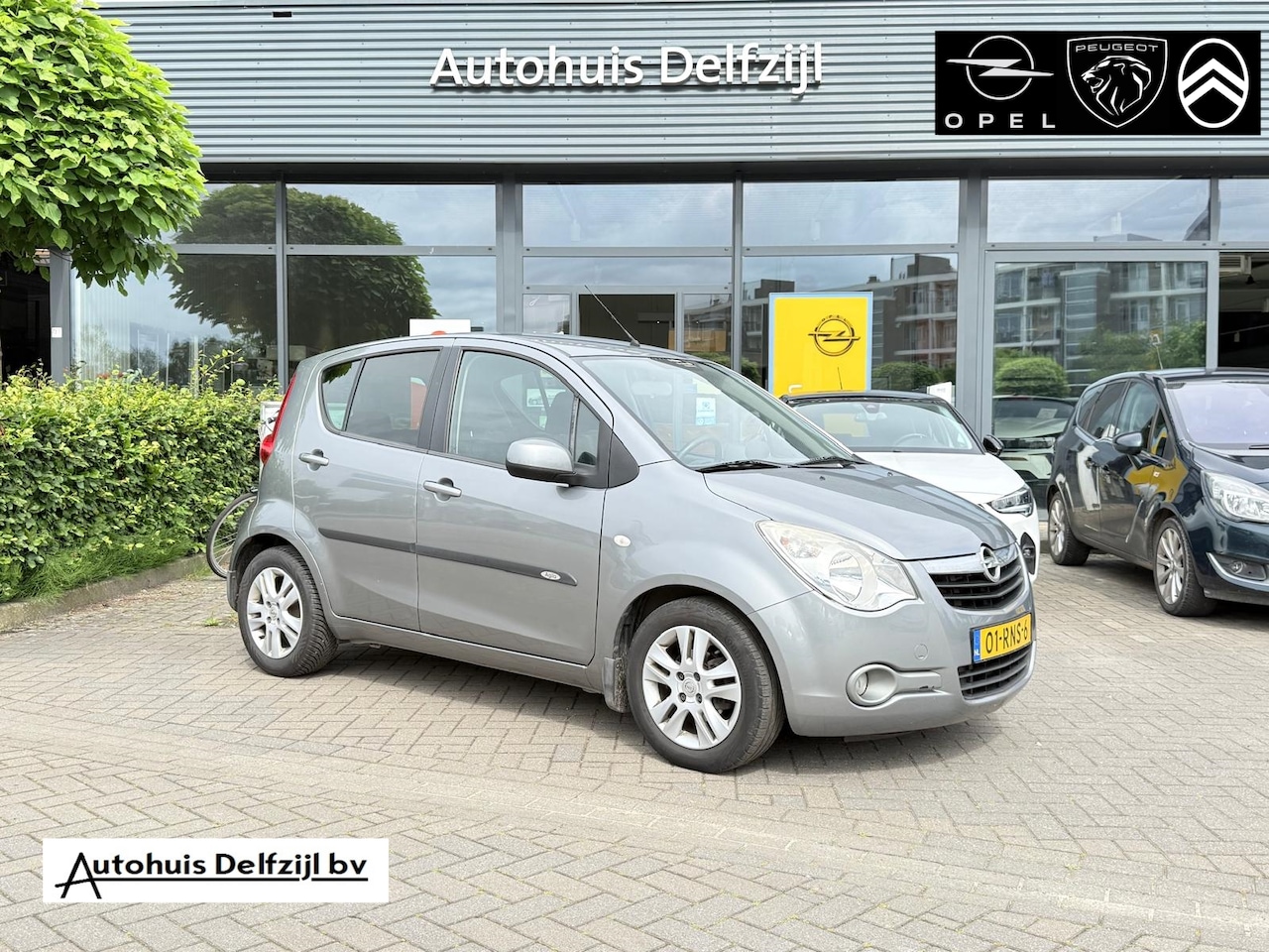 Opel Agila - 1.2 16V 94pk Edition AUTOMAAT - AutoWereld.nl