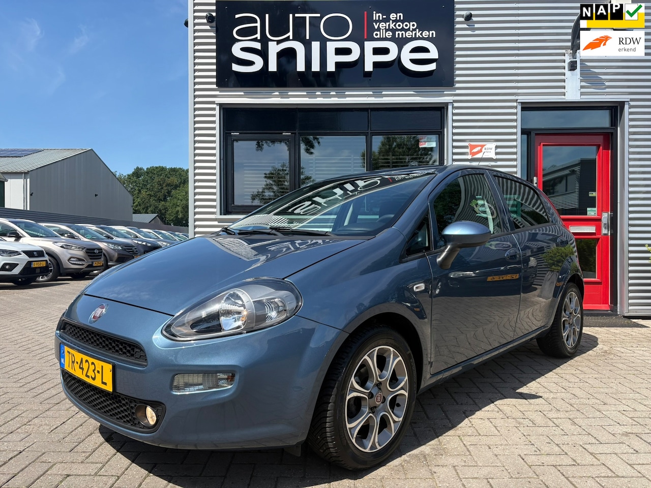 Fiat Punto Evo - 0.9 TwinAir Sempre -5DRS.-CLIMA-CRUISECONTROL-NAVI-TREKHAAK-BLUETOOTH-LICHTMETALEN VELGEN- - AutoWereld.nl