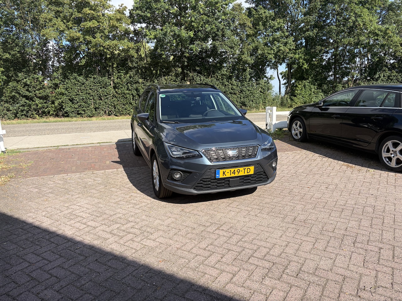 SEAT Arona - 1.0 TSI Style Business Intense Plus ADD CRUISE CLIMA KEYLESS CARPLAY NAVI - AutoWereld.nl