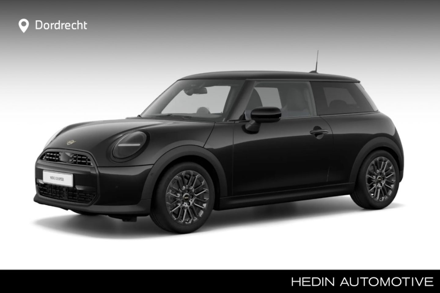 MINI 3-Deurs - 1.5 Cooper C Blackyard 157 pk | Stoelverwarming | Head-up display | Privacy glas | 17" KM - AutoWereld.nl
