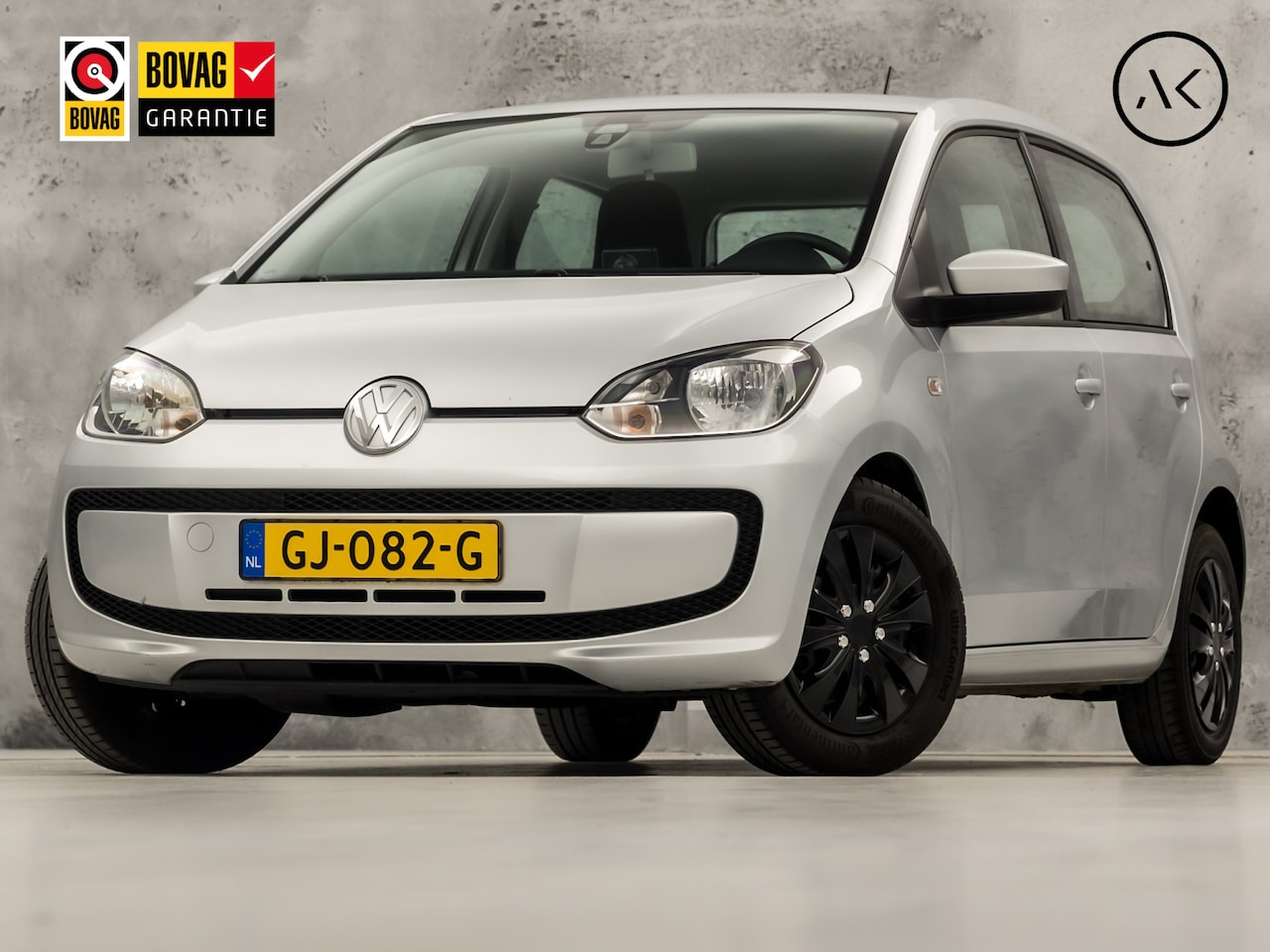 Volkswagen Up! - 1.0 move up! (NAVIGATIE, 5 DEURS, AIRCO, SPORTSTOELEN, ELEK RAMEN, NIEUWE APK, NIEUWSTAAT) - AutoWereld.nl