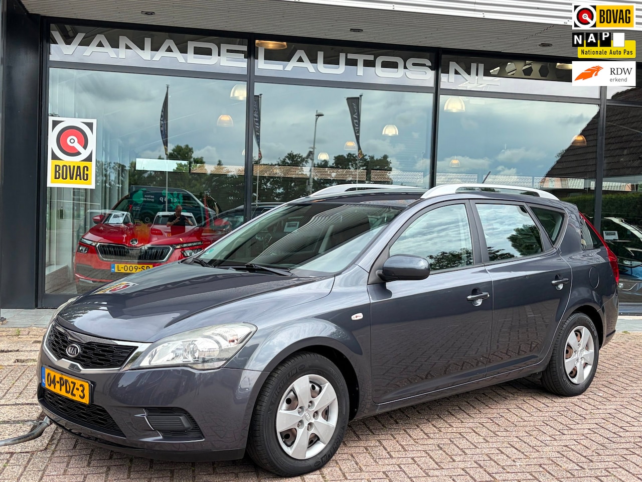Kia Cee'd Sporty Wagon - 1.6 CRDi X-tra Airco Trekhaak NL-Auto NAP! - AutoWereld.nl