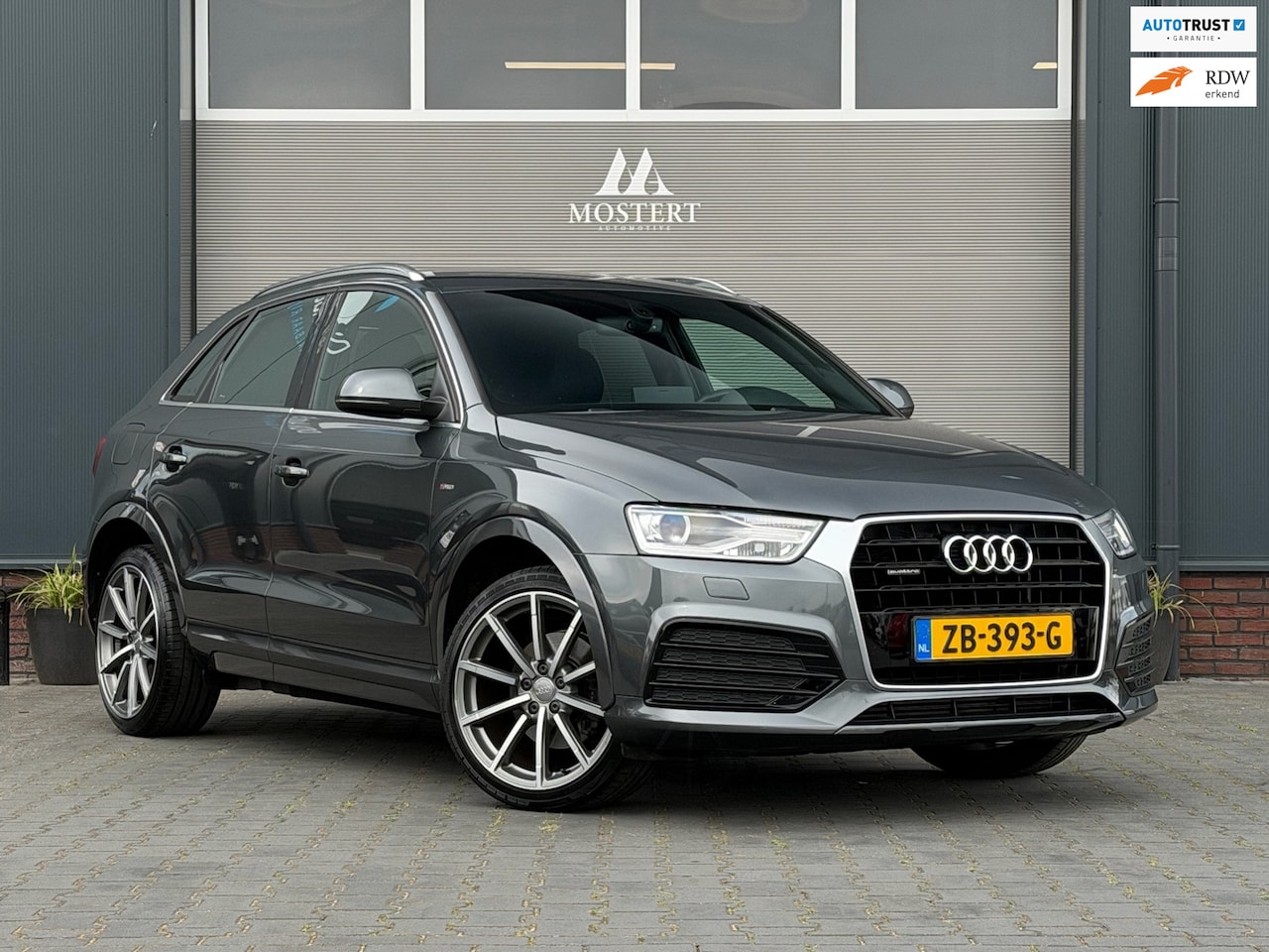 Audi Q3 - 2.0 TFSI/220pk quattro Design Pro Line Plus S-line|2015|Stoelverw.|S line|Cruise|19" LMV - AutoWereld.nl