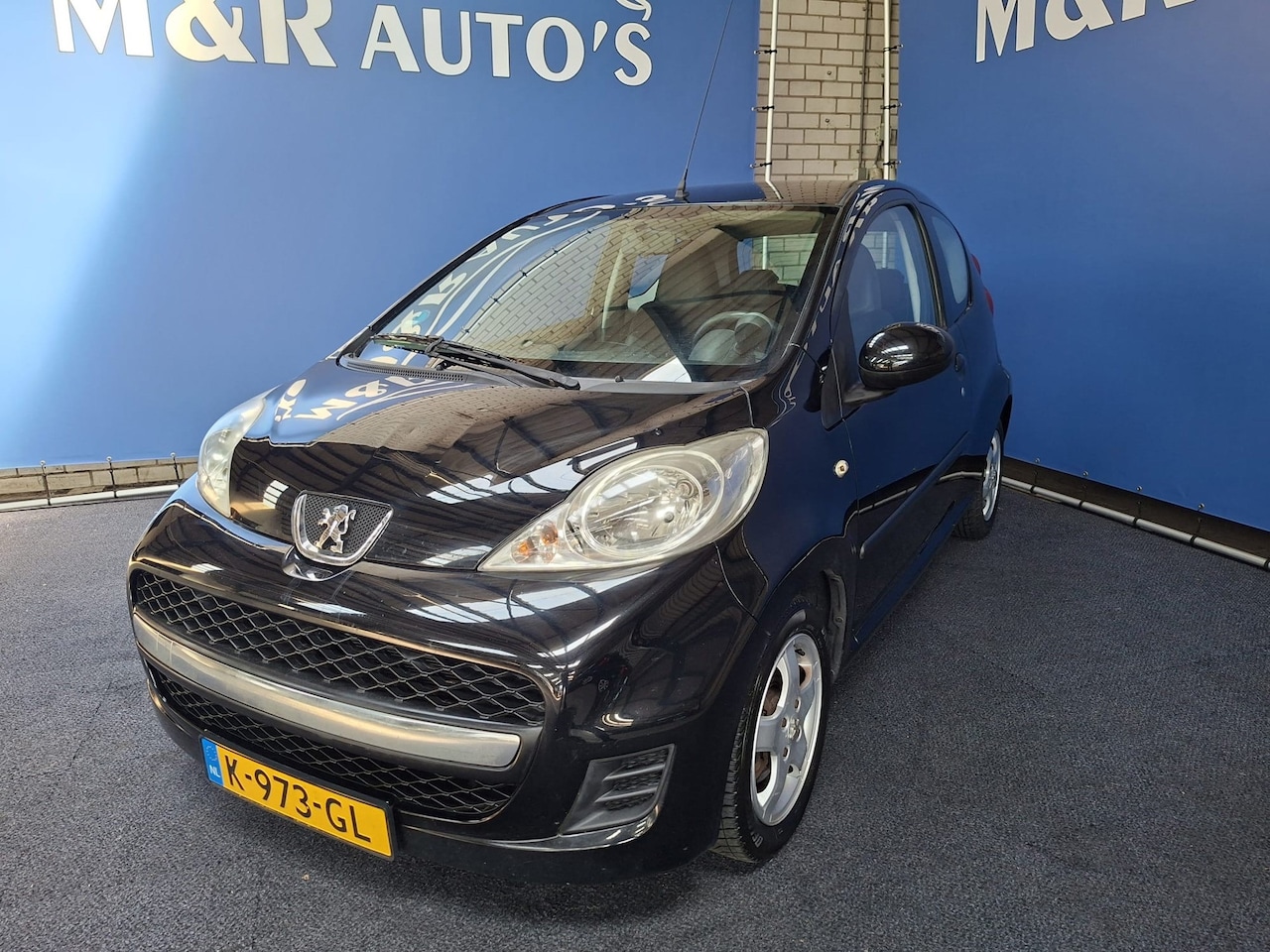 Peugeot 107 - 1.0-12V XR 1.0-12V XR Nieuwe APK - AutoWereld.nl