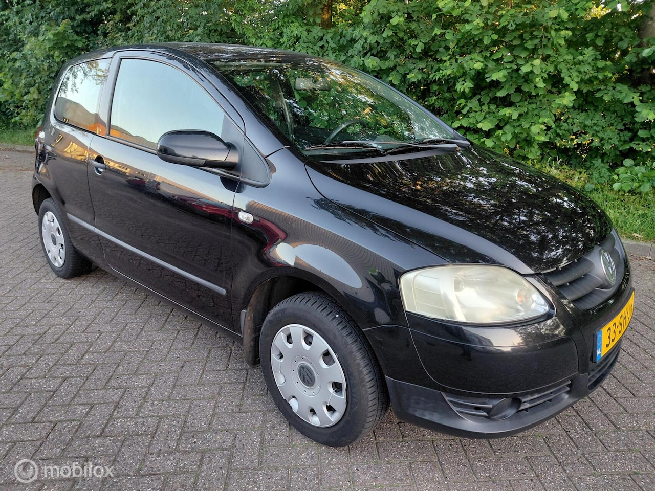 Volkswagen Fox - 1.4 I 75 PK Trendline Stuurbekr. APK 7-2027 - AutoWereld.nl