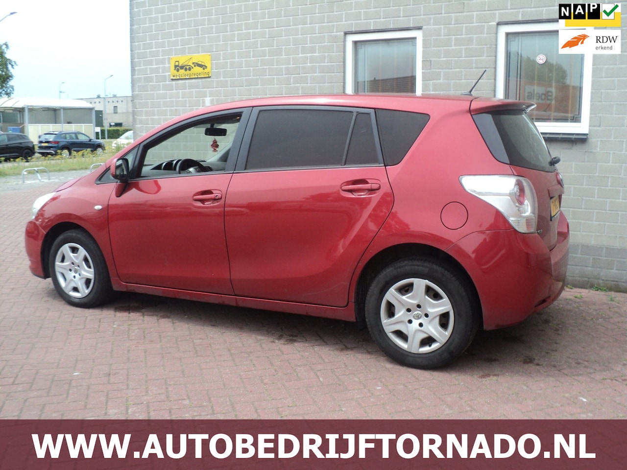 Toyota Verso - 2.0 D-4D-F Comfort bj 2010 - AutoWereld.nl