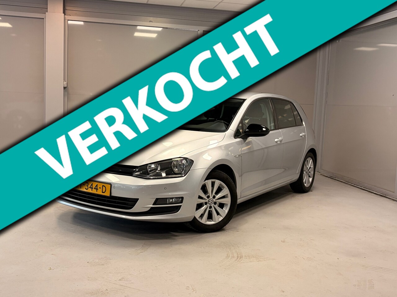 Volkswagen Golf - 1.0 TSI Connected Series | NAVI | CLIMA | CRUISE | - AutoWereld.nl