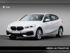 BMW 1-serie - 118i Introduction Edition | Model Sport Line | Achteruitrijcamera | Elektrisch verwarmde v