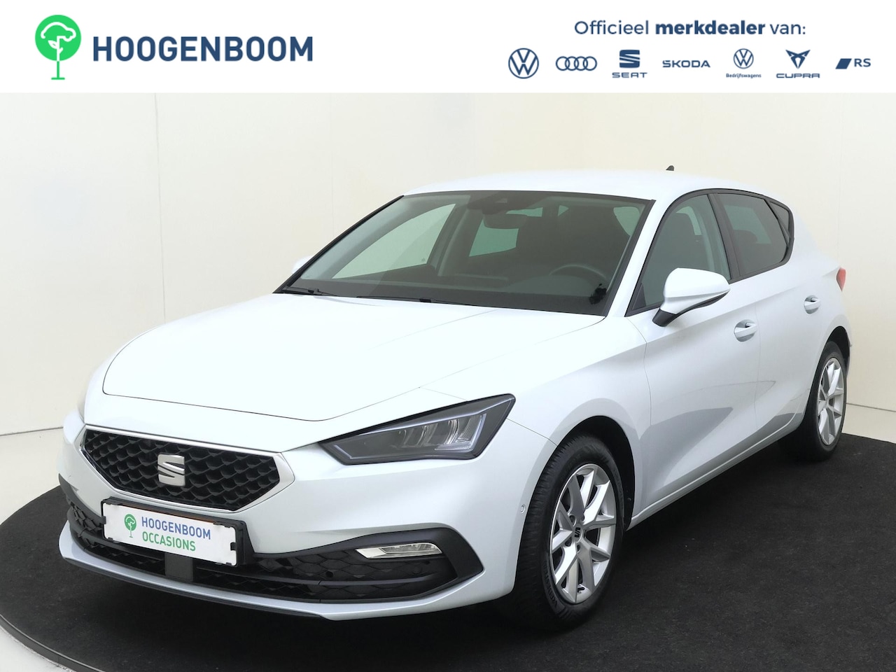 SEAT Leon - 1.0 eTSI Style Business Intense | Adaptieve cruise control | Parkeerassistent | Navigatie - AutoWereld.nl
