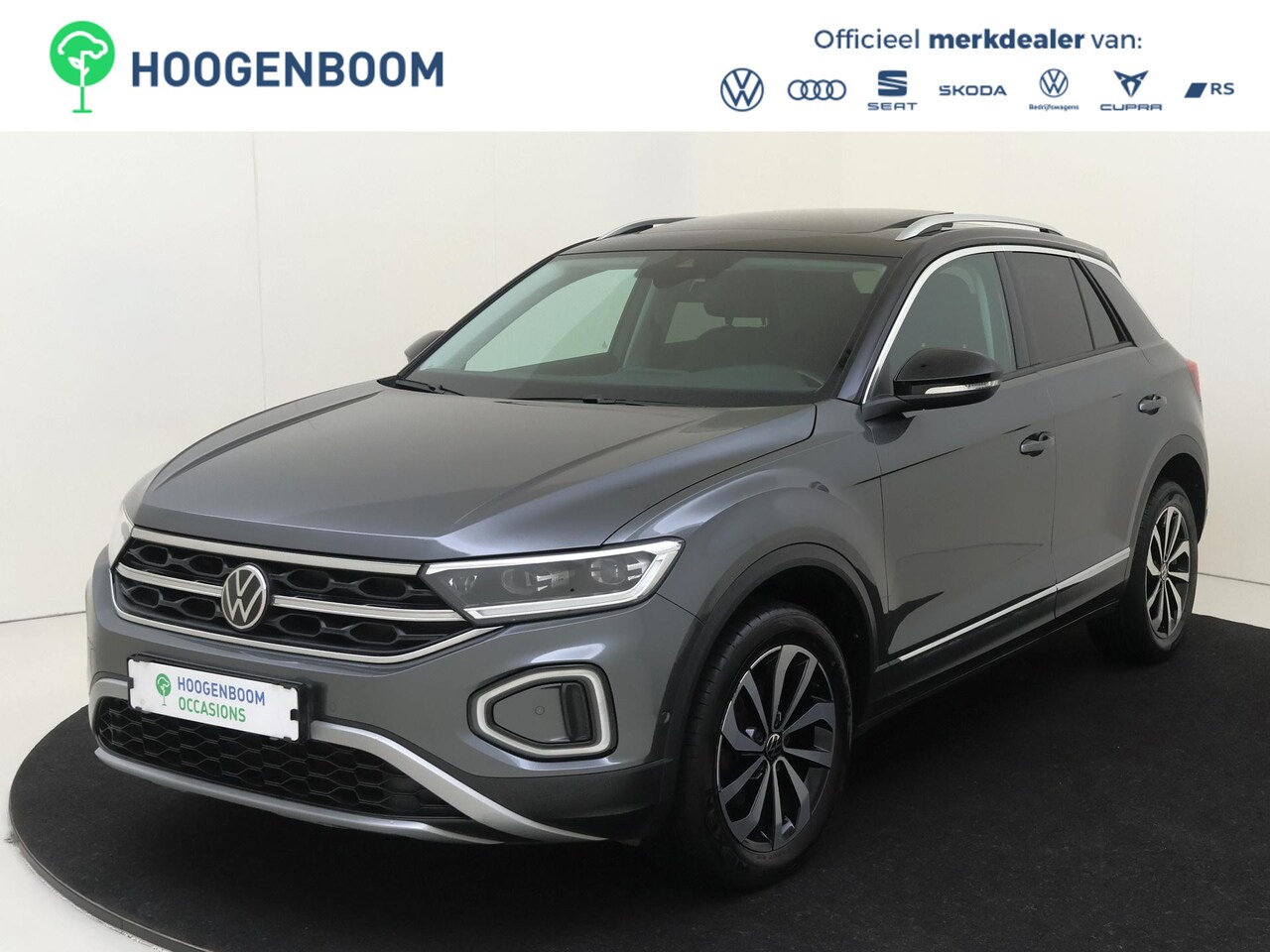 Volkswagen T-Roc - 1.5 TSI Style | Panoramadak | Trekhaak | Keyless | Digital cockpit Pro | Achteruitrijcamer - AutoWereld.nl