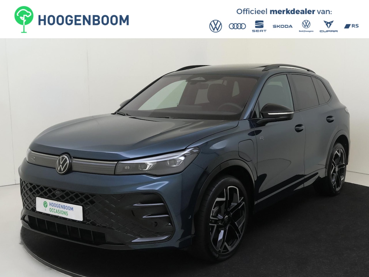 Volkswagen Tiguan - 1.5 eHybrid R-Line Edition | SoH 100% | Panoramadak | Harman/kardon | Trekhaak | Lederen b - AutoWereld.nl