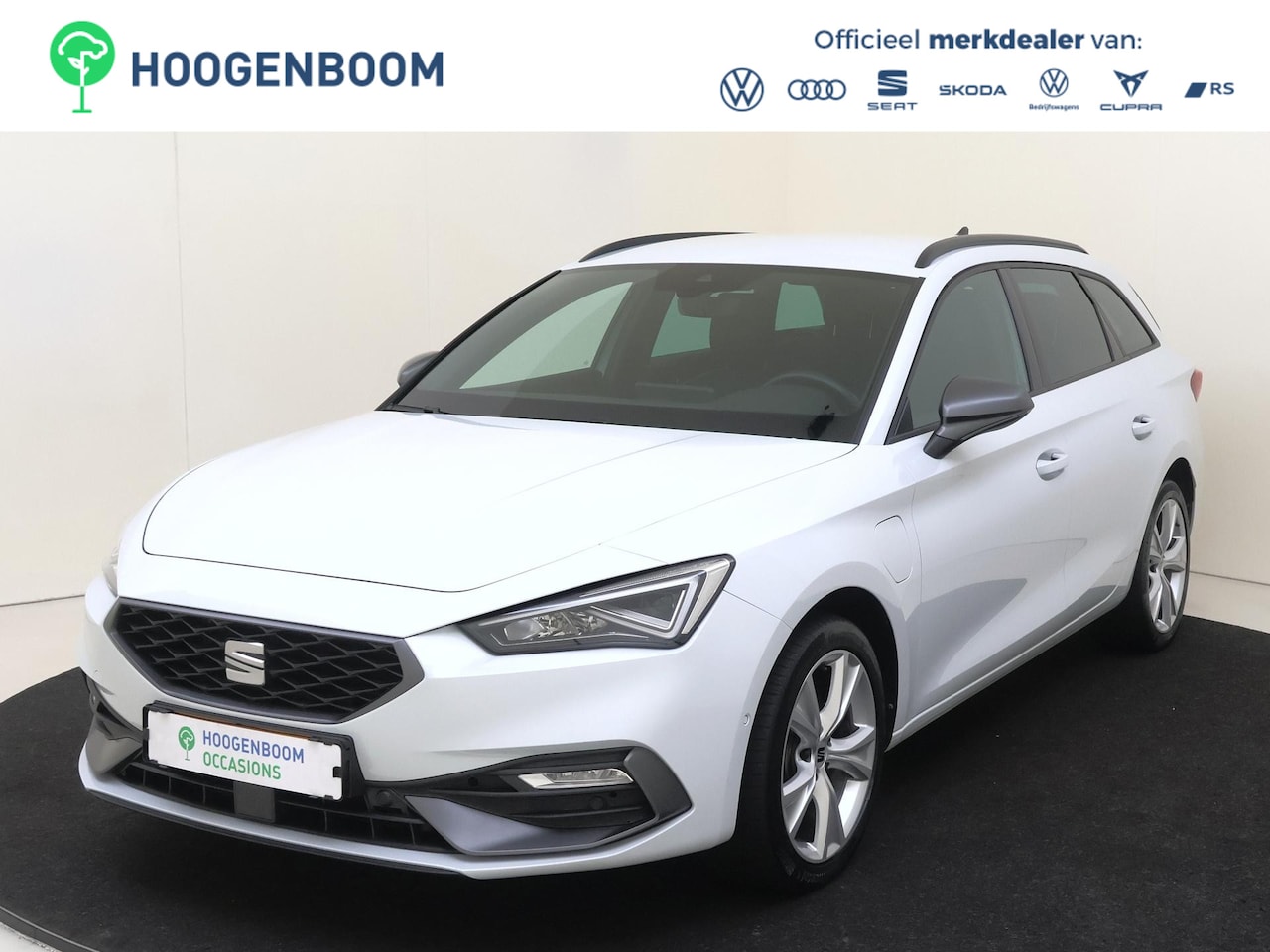 SEAT Leon Sportstourer - 1.4 TSI eHybrid PHEV FR Business Intense | SoH 100% | Trekhaak | Navigatie | Parkeerassist - AutoWereld.nl