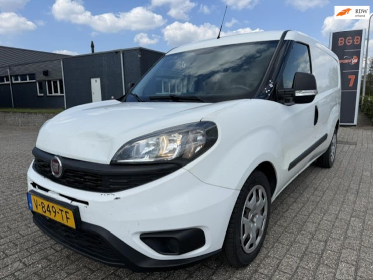 Fiat Doblò Cargo - 1.6 MJ L2H1 Maxi 1.6 MJ L2H1 Maxi - AutoWereld.nl
