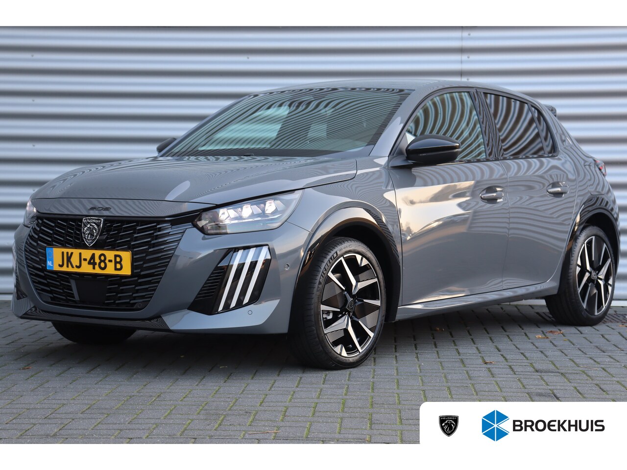 Peugeot 208 - 1.2 HYBRID 145PK GT PACK AUTOMAAT / NAVI / LEDER / CLIMA / PDC / 17" LMV / CAMERA / KEYLES - AutoWereld.nl
