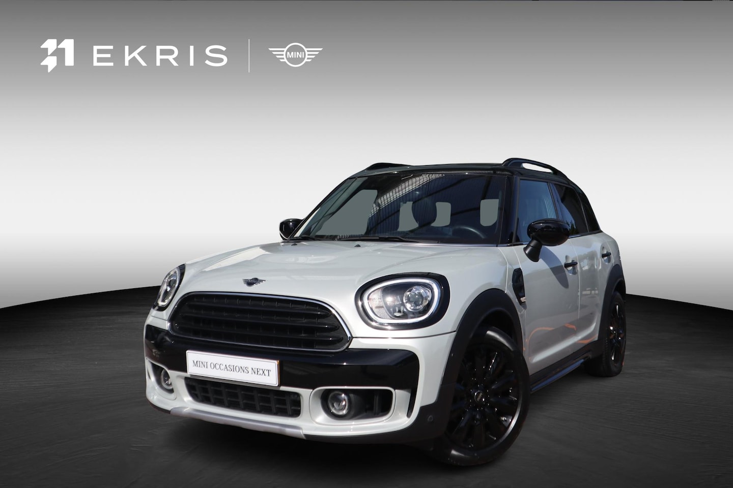MINI Countryman - Cooper | Stoelverwarming | Harman Kardon | Head-Up Display | Panoramadak | Leder - AutoWereld.nl