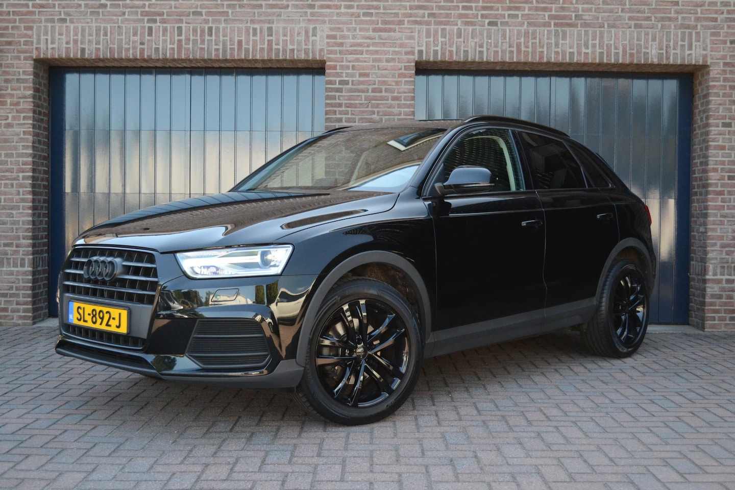 Audi Q3 - 1.4 TFSI CoD Sport Pro Line Black Edition | Trekhaak | Stoelverwarming | Navigatie | Clima - AutoWereld.nl