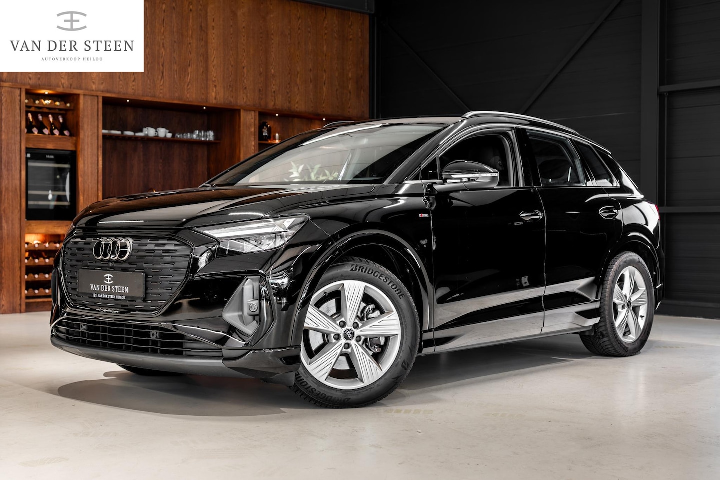 Audi Q4 e-tron - 45 quattro S Edition 82 kWh S Line | Stoelverwarming - AutoWereld.nl