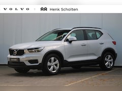Volvo XC40 - T2 129PK AUT8 Momentum | Parkeersensoren voor + achter | Parkeercamera | 17'' Lichtmetalen
