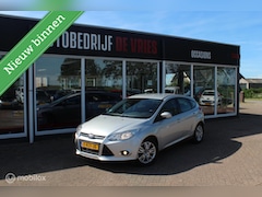 Ford Focus - 1.6 TI-VCT Titanium Automaat Clima/Cruise/Trekhaak
